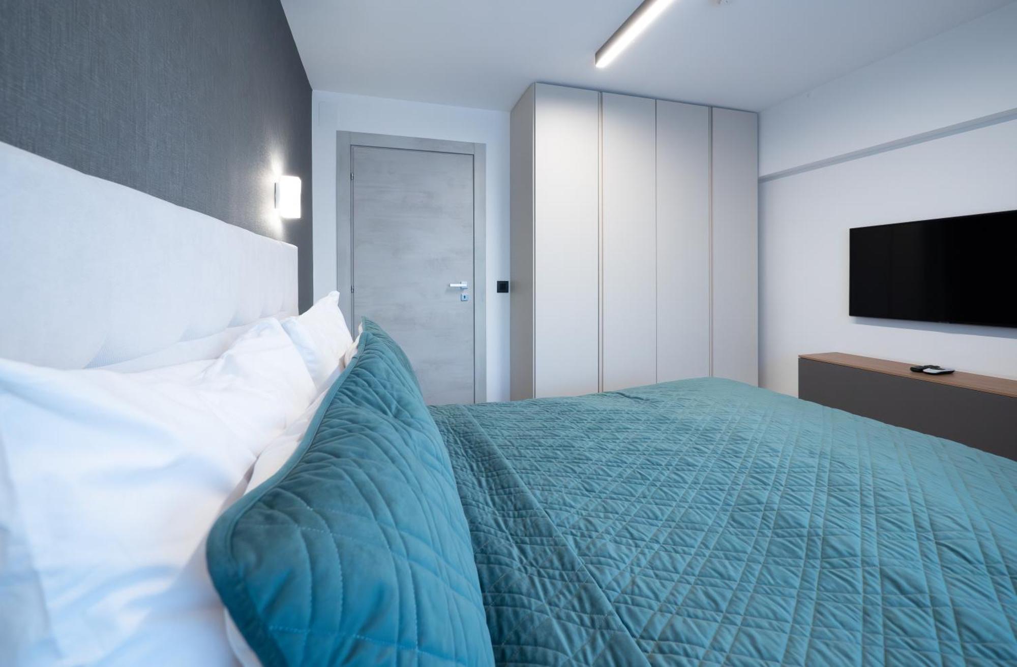 Novos Luxury Suites Bucarest Esterno foto
