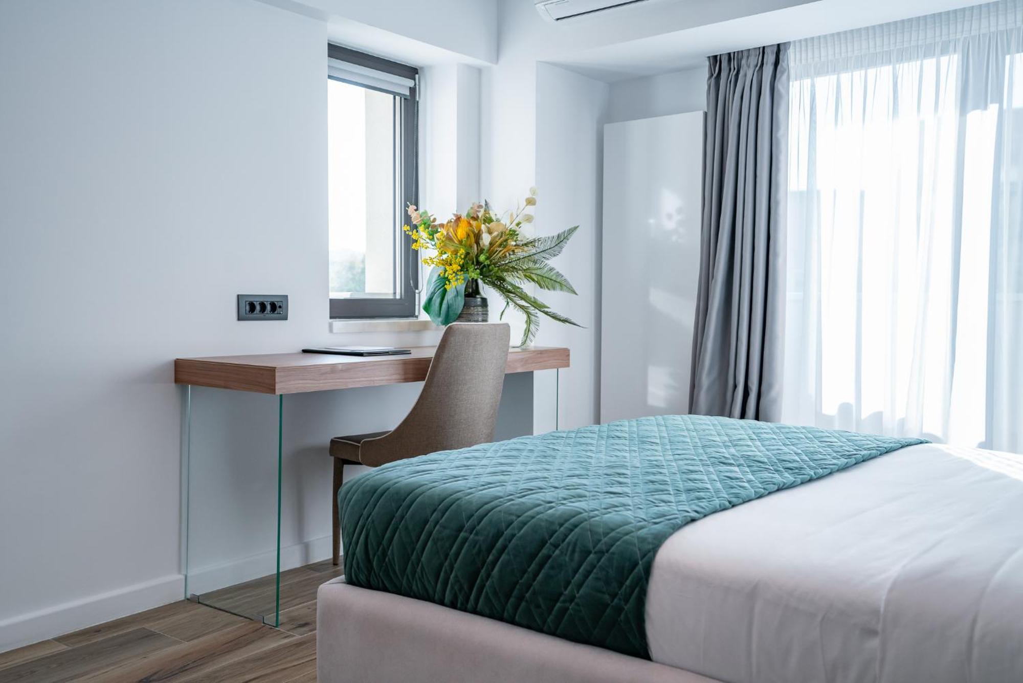 Novos Luxury Suites Bucarest Esterno foto
