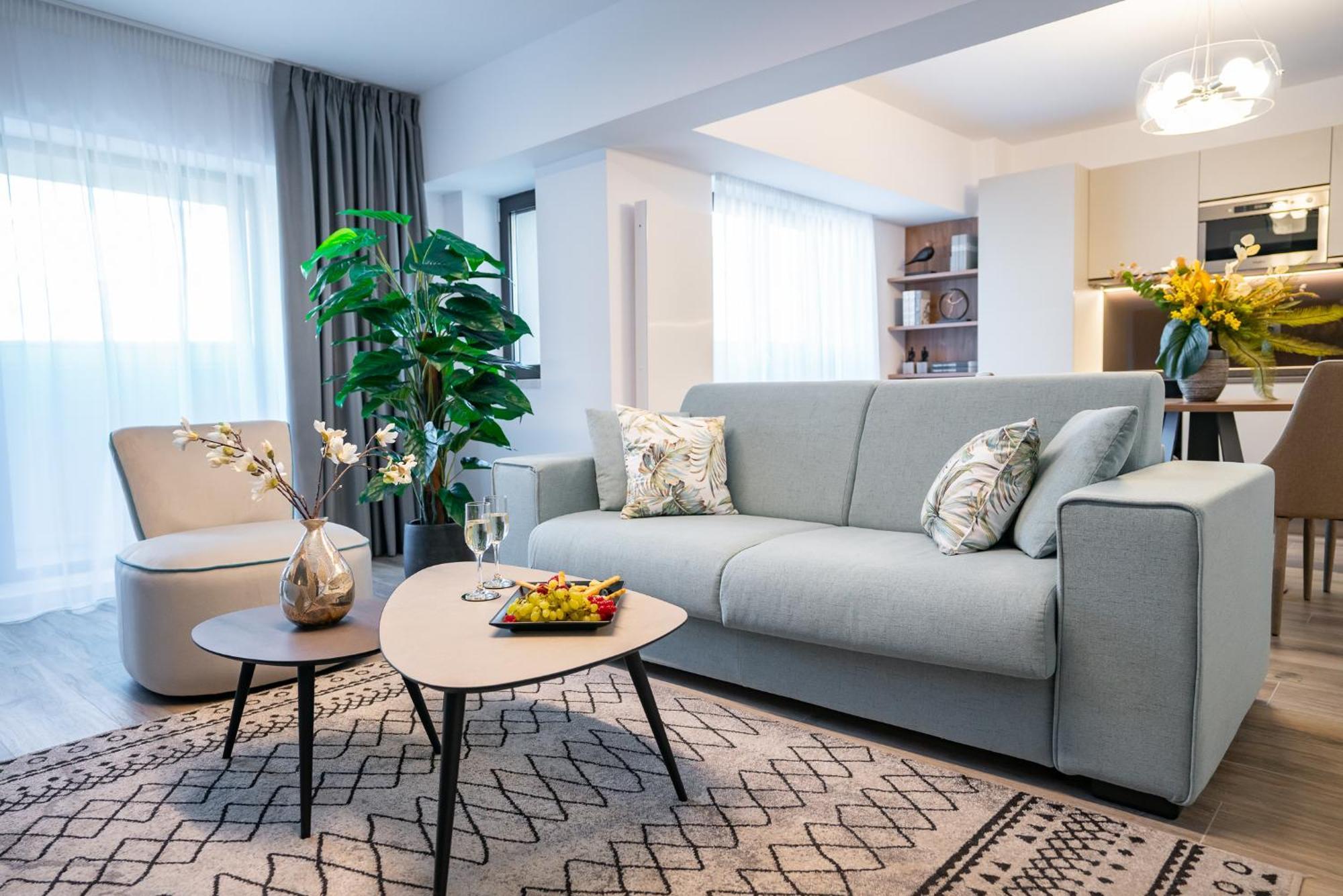 Novos Luxury Suites Bucarest Esterno foto