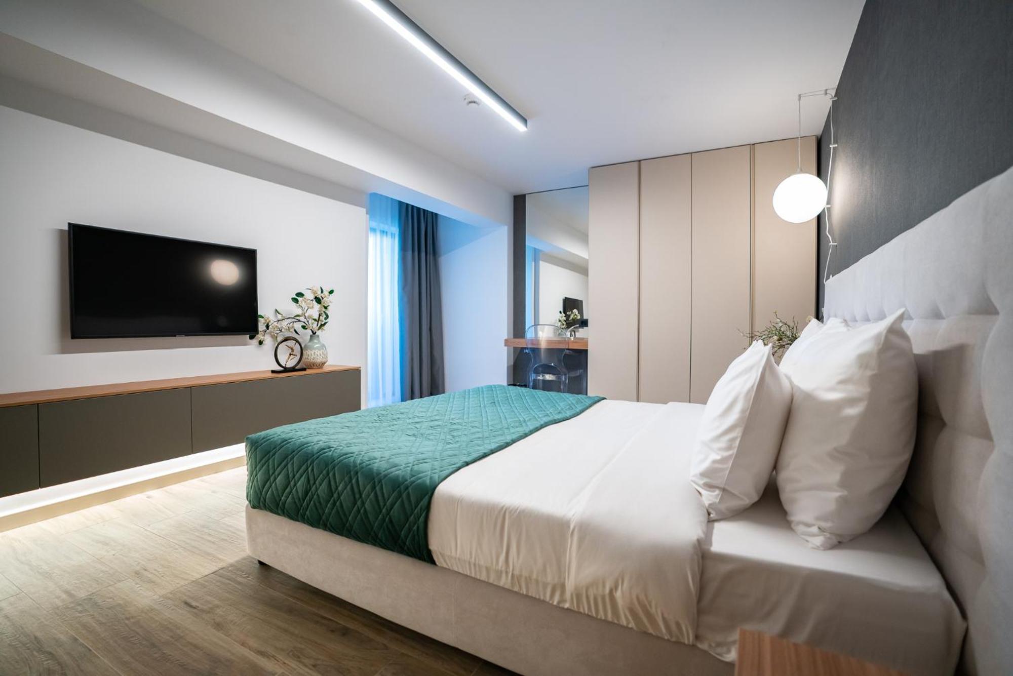 Novos Luxury Suites Bucarest Esterno foto